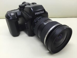 PENTAX-FA645