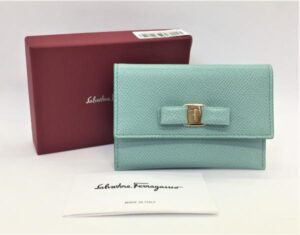 フェラガモカードケース